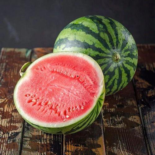 被网暴吃瓜,揭秘网络暴力的双重效应