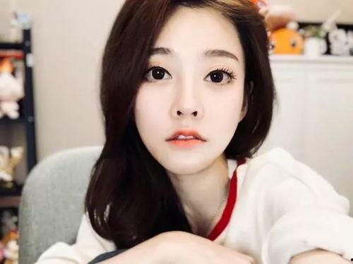 网红文赫和丝爷吃瓜视频,揭秘吃瓜视频背后的精彩故事